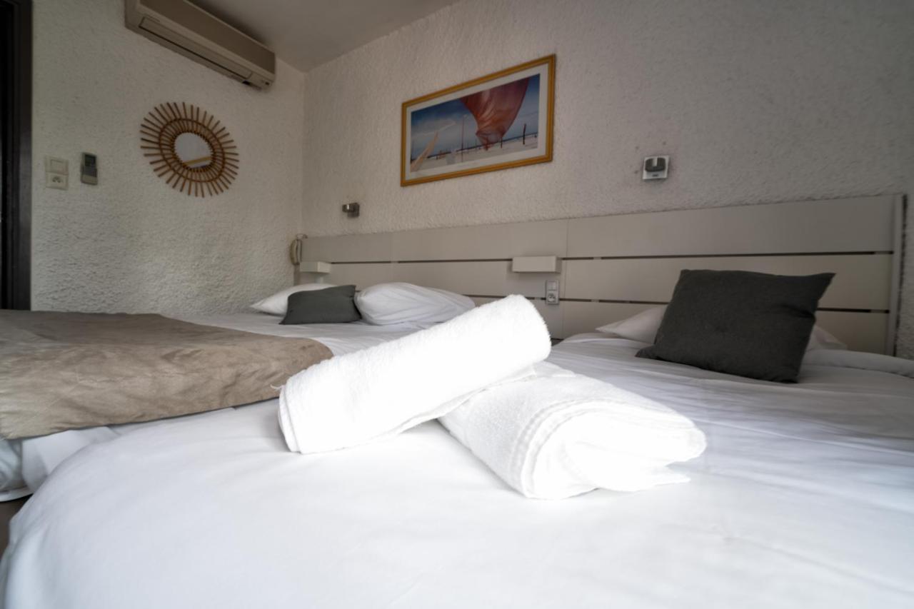 Hotel Aquarius Canet-en-Roussillon Exteriör bild
