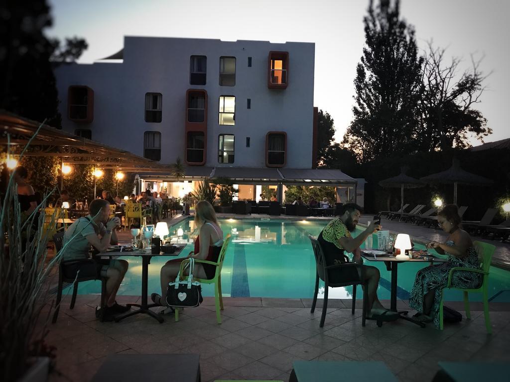 Hotel Aquarius Canet-en-Roussillon Exteriör bild