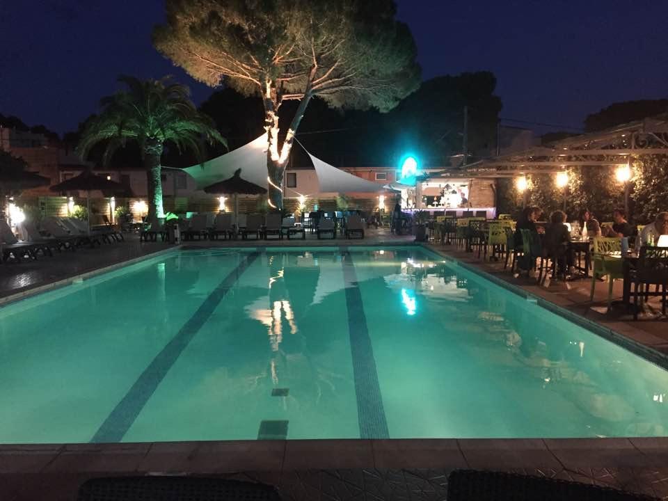 Hotel Aquarius Canet-en-Roussillon Exteriör bild
